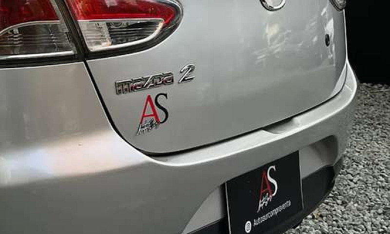Mazda 2 2011...