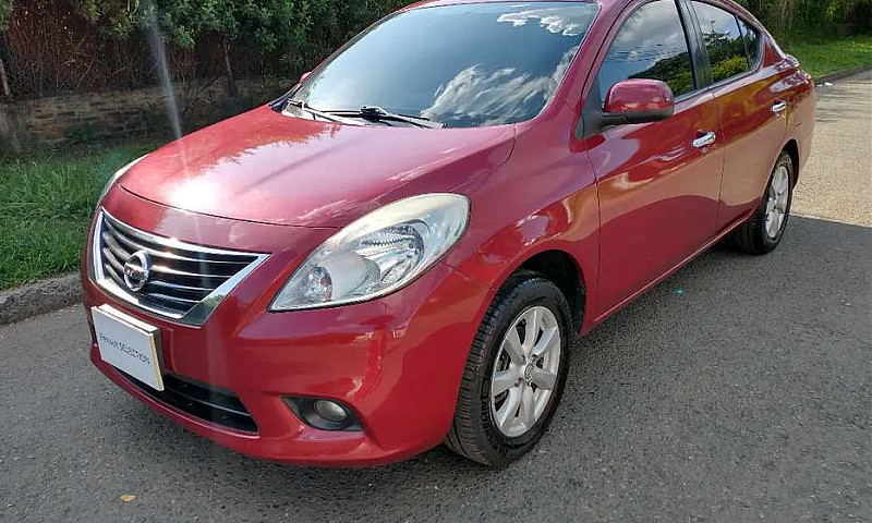 Nissan Versa 2013...