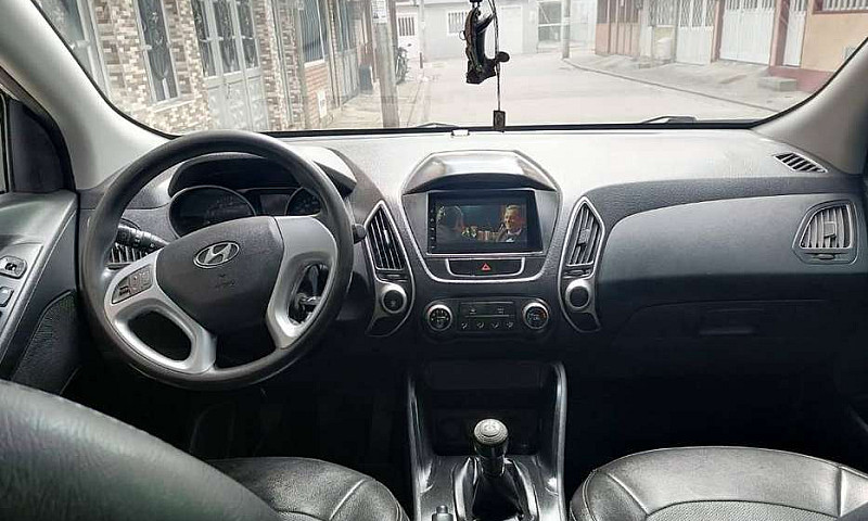 Vendo Hyundai Tucson...