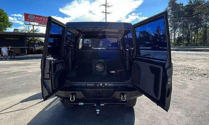 Toyota Land Cruiser ...