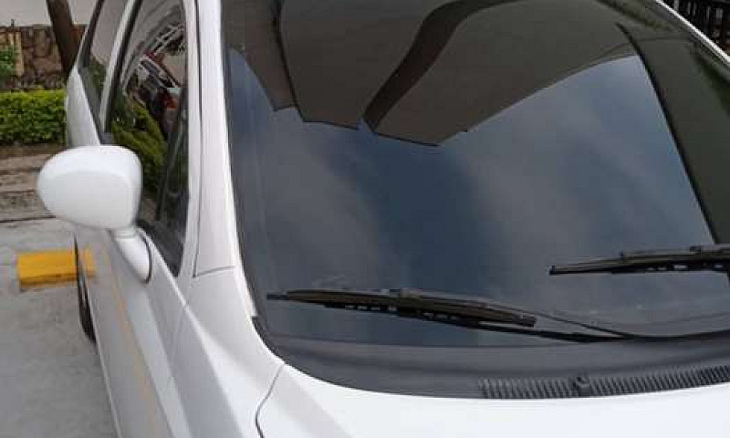 Carro Spark Life...