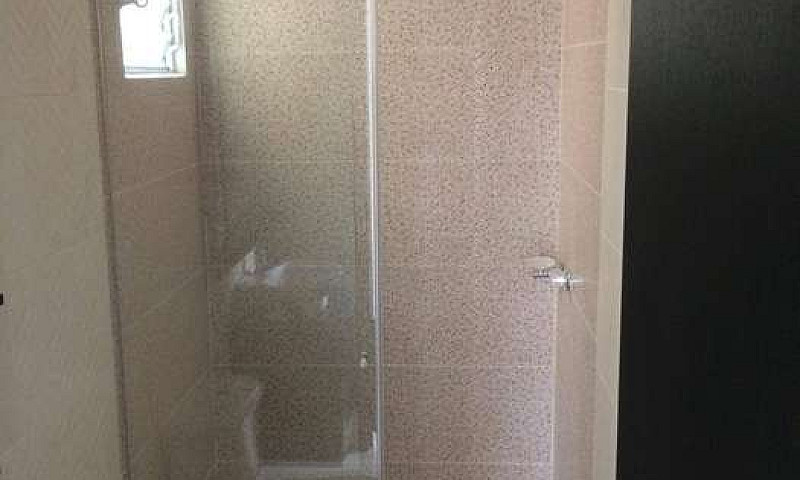 Se Arrienda Apto Con...