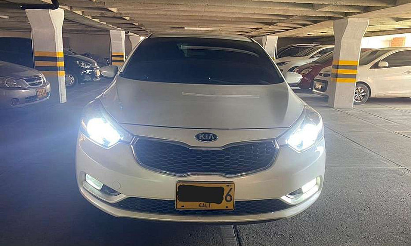 Vendo Kia Cerato Pro...