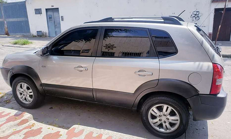 Hyundai Tucson 2007...