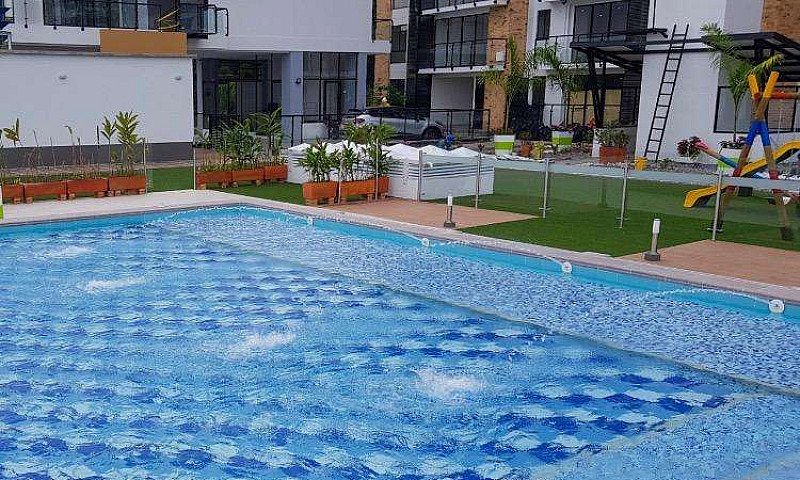 Arriendo Apto Colina...