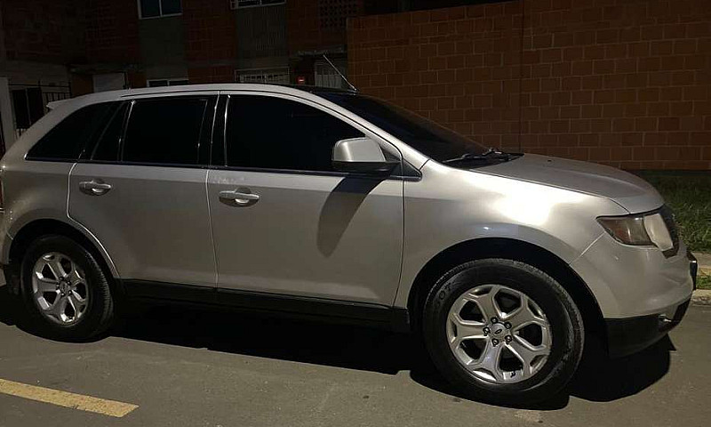 Vendo Ford Edge Herm...