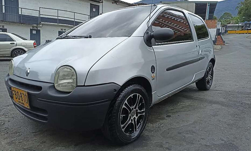 Hermoso Twingo...