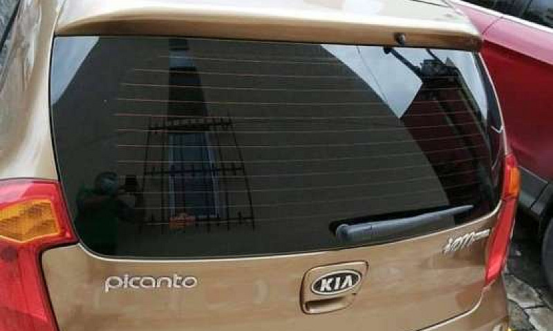 Vendo Kia Picanto Io...