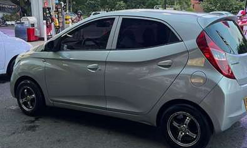 Hyundai Eon 2015...
