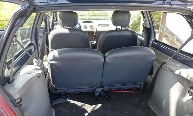 Vendo Twingo...