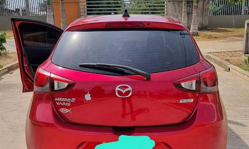 Mazda 2 Modelo 2020...