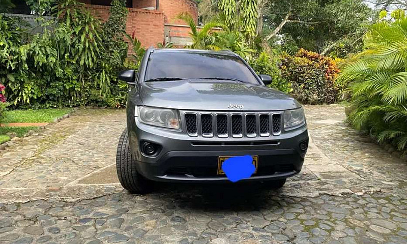 Se Vende Jeep Compas...