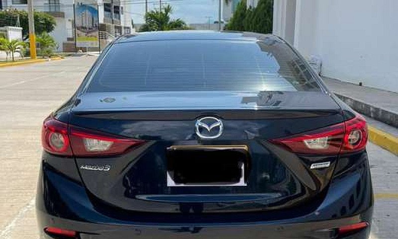 Vendo Mazda 3...