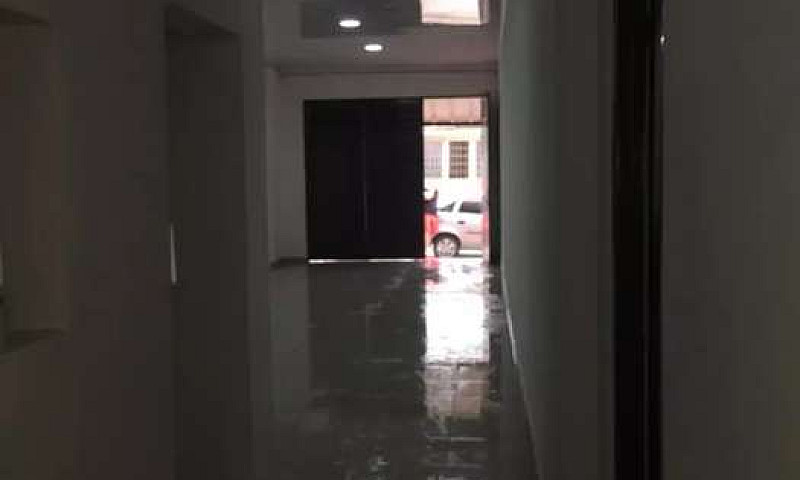 Arriendo Casa Con Lo...