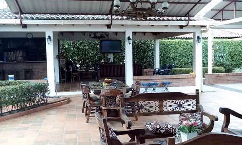 Vendo Hermosa Casaqi...
