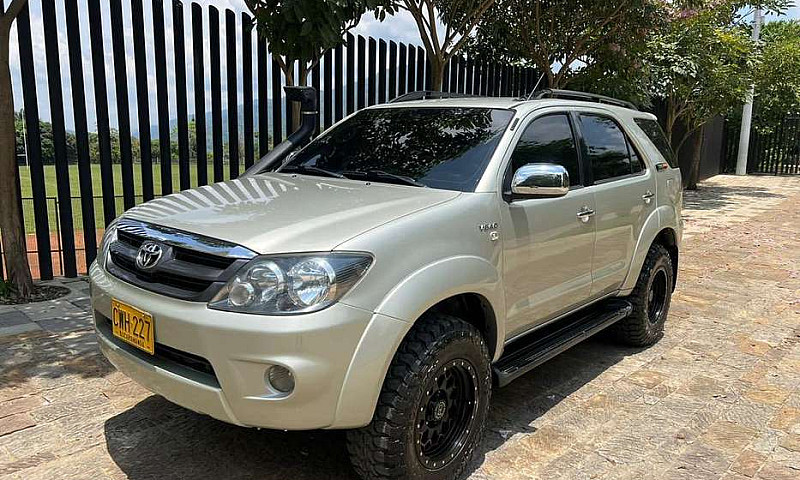 Fortuner 2008 Gasoli...