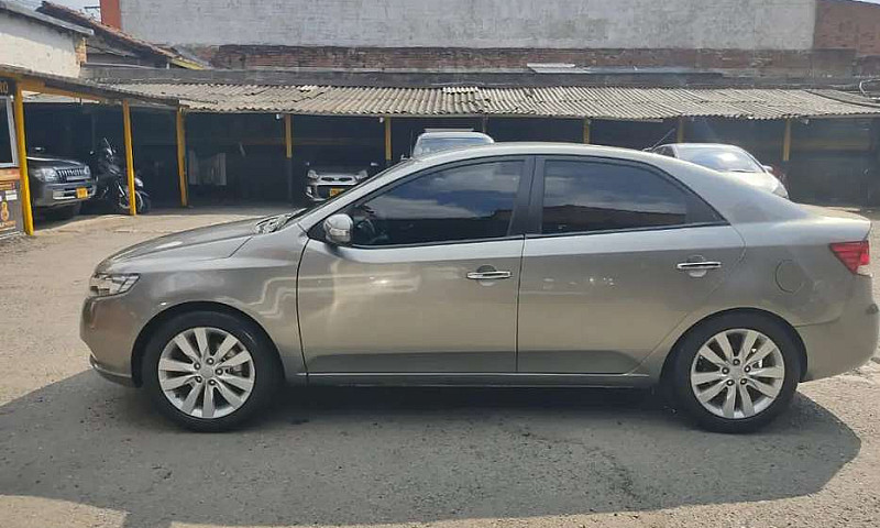 Kia Cerato Forte Sx...