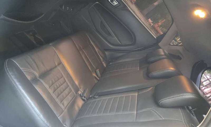 Se Vende Ford Fiesta...