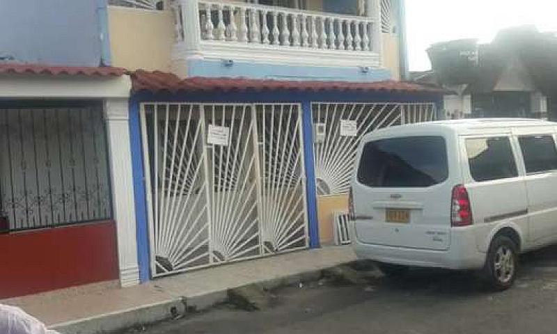 Arriendo Casa, Barri...