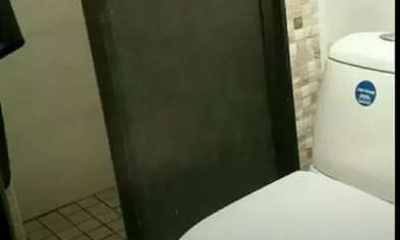 Arriendo Habitación...