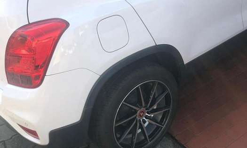 Chevrolet Tracker Ex...