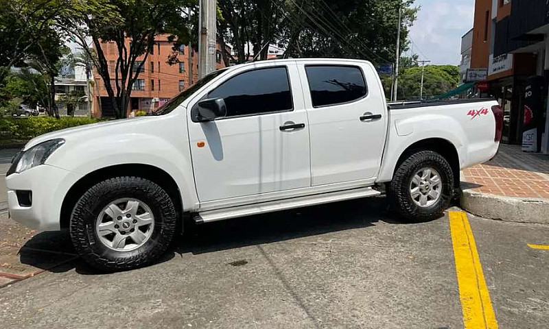 Chevrolet Dmax 2.5 -...