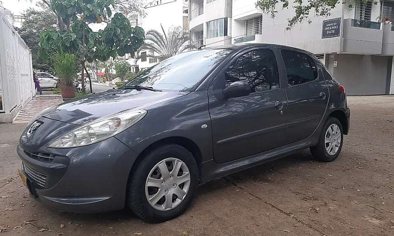Peugeot 207 Compact ...