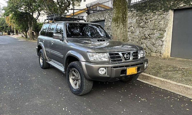 Nissan Patrol 3.0 Tu...