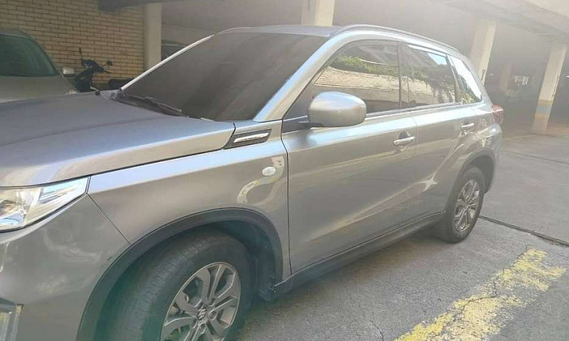 Impecable Vitara Liv...