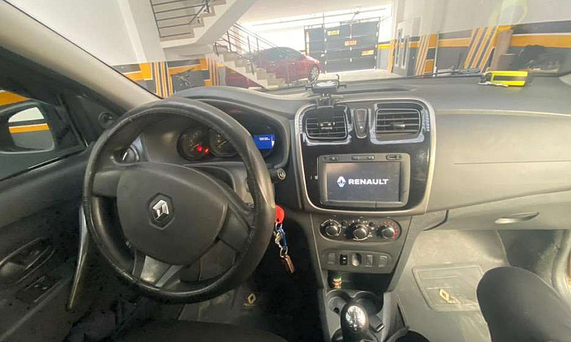 Renault Logan Expres...