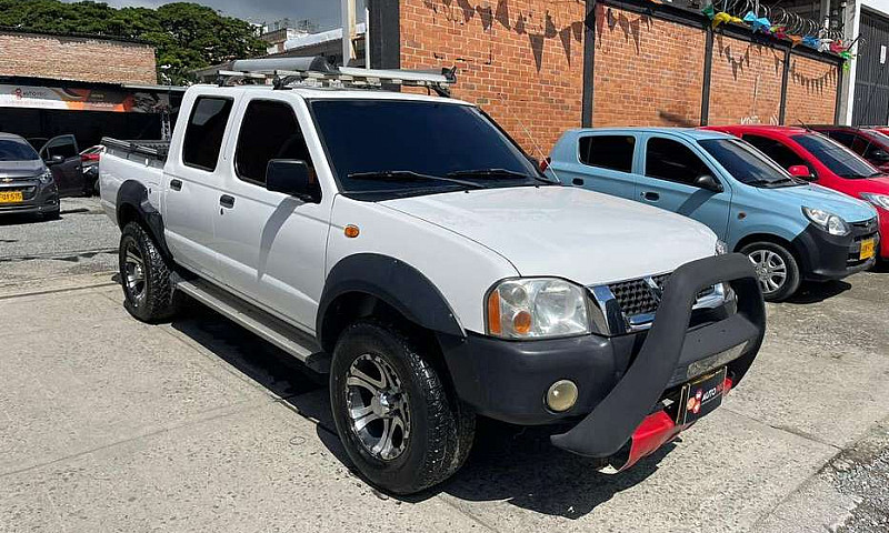 Nissan Frontier Np 3...