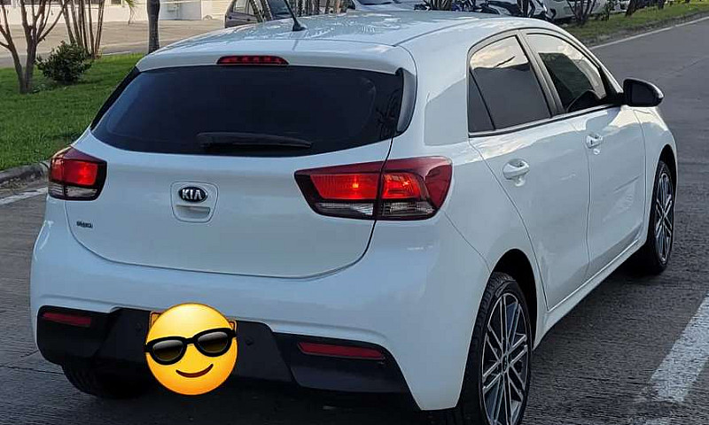 Vendo Kia Rio Vivran...