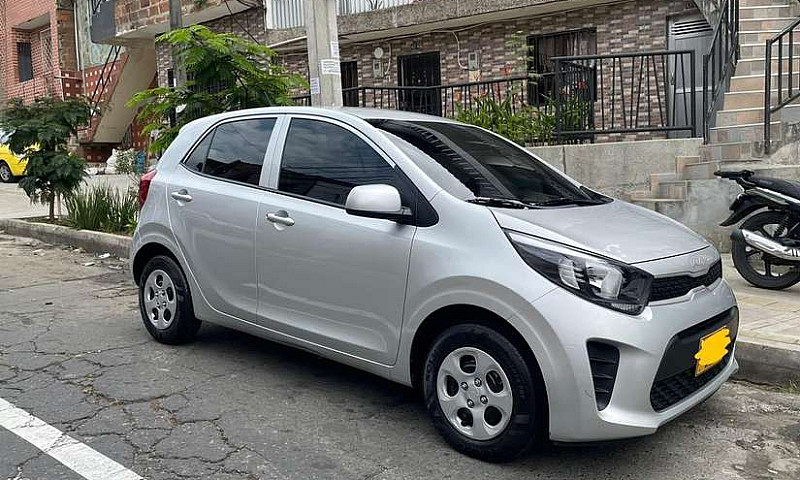 Vendo Kia Picanto 20...