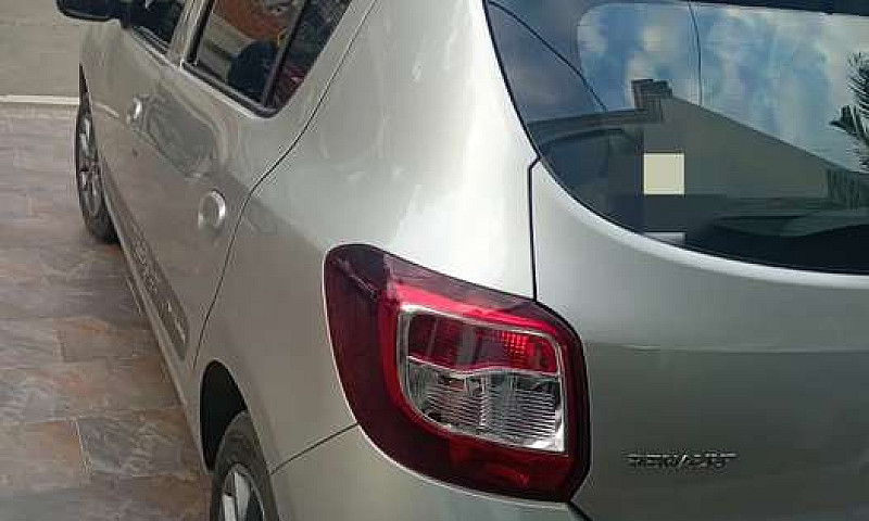 Vendo Renault Sander...