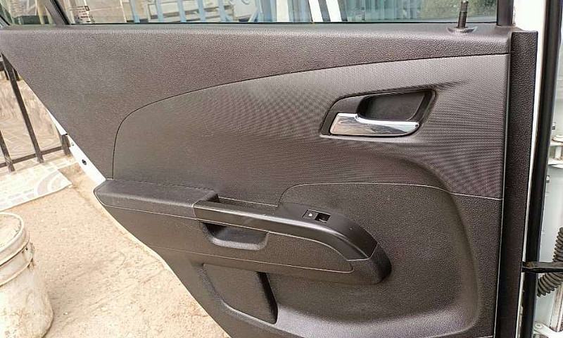 Vendo Chevrolet Soni...