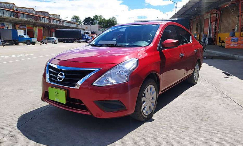 Nissan Versa 1.6 Sen...