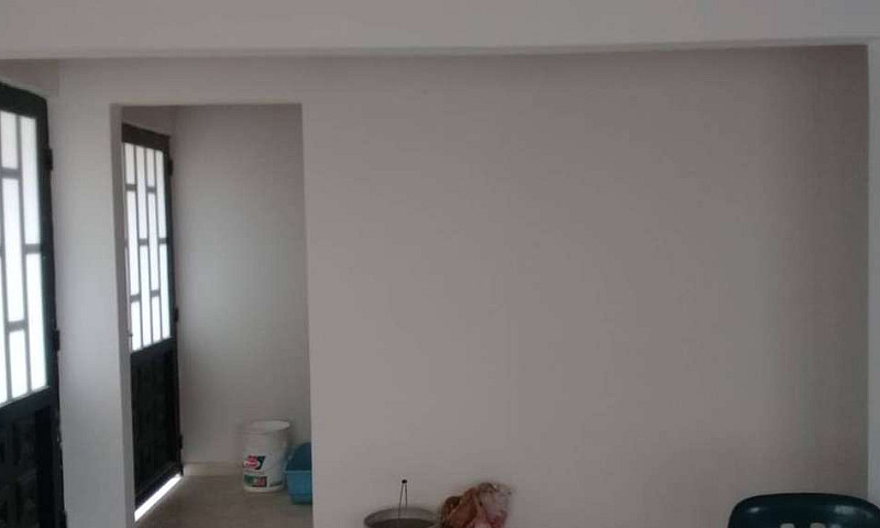 Vendo Casa Esquinera...