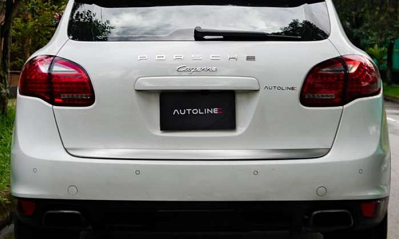 Porsche Cayenne...