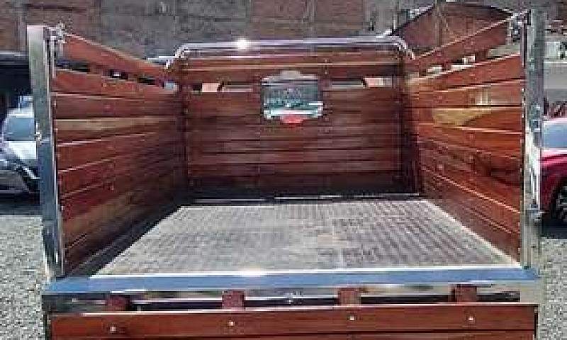 Toyota Lc79 Modelo 2...