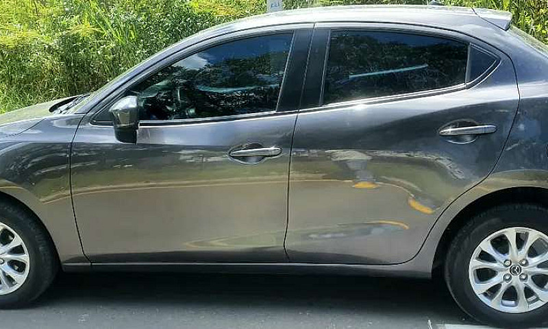Vendo Permuto Mazda ...