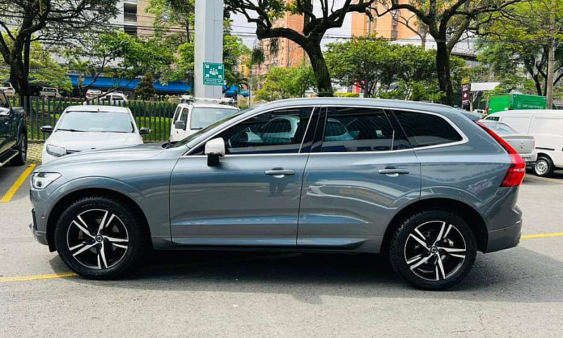Volvo Xc60 At 2.0 R-...
