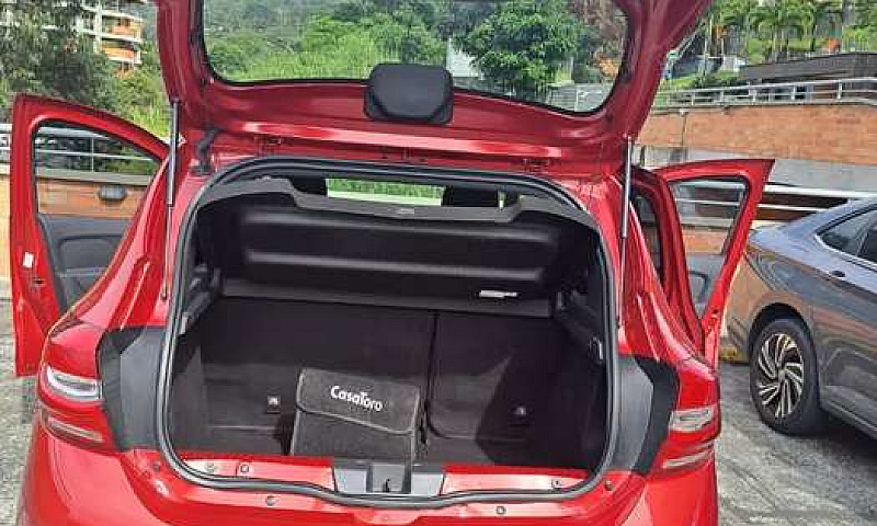 Vendo Renault Sander...