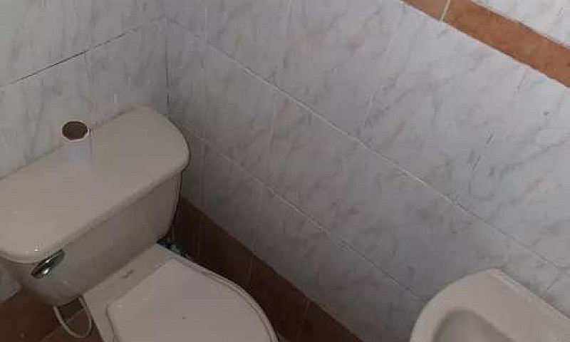 Se Arrienda Casa...
