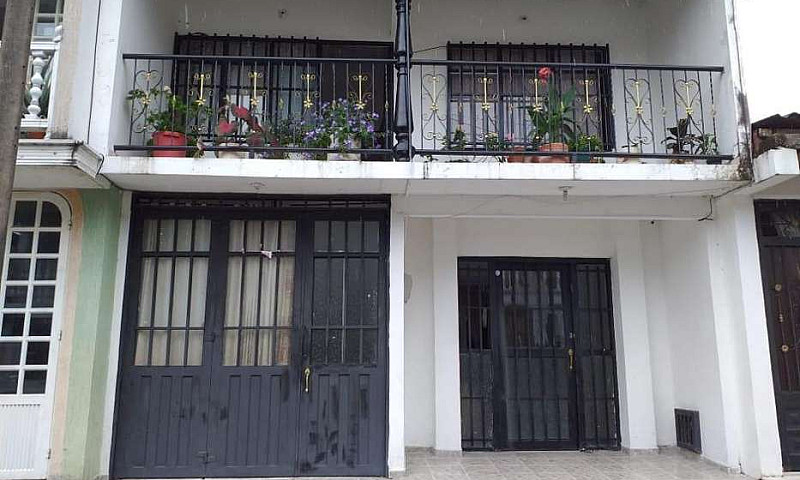 Venta De Casa Dos Pi...