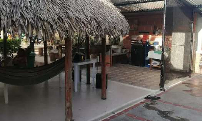 Alquilo Finca Con Pi...