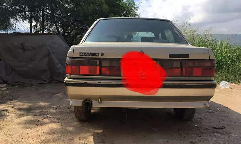 Se Vende Carro, Reno...