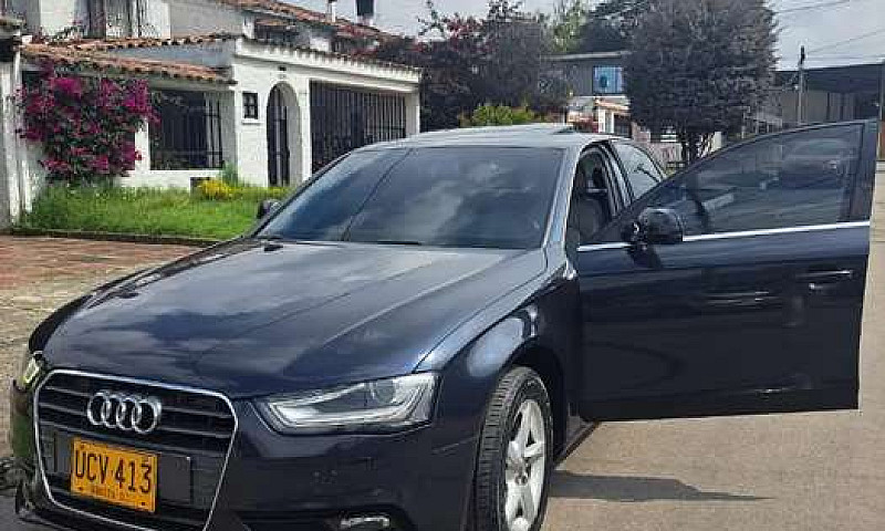 Carro Audi A4...