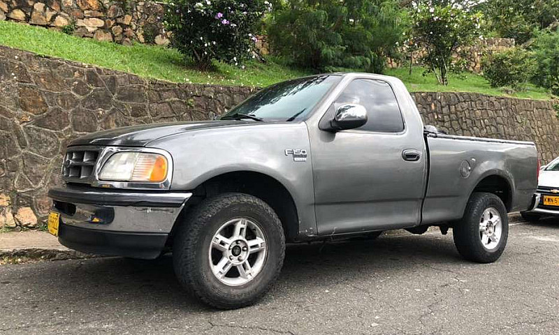 Ford Lobo Gas -Gasol...