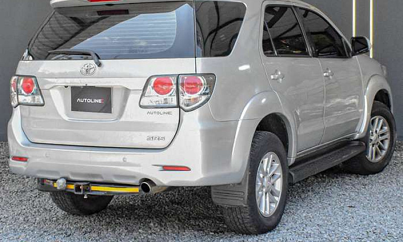 Toyota Fortuner Sr5 ...