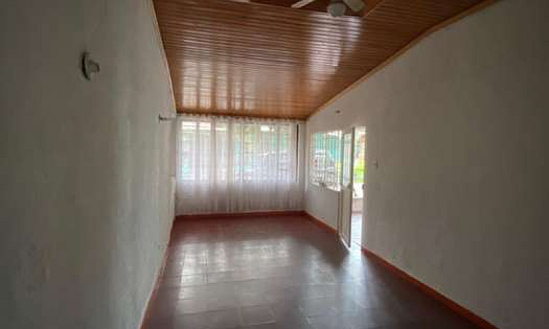 Se Vende O Arrienda ...